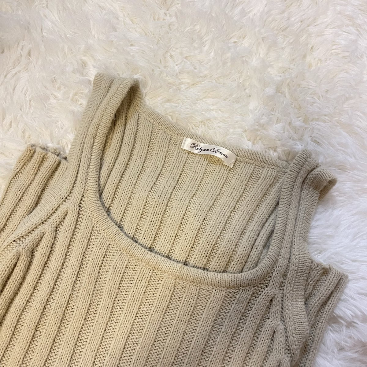 triftbabe's tweet photo. ส่งต่อ rubyandlemon soho mini dress สี beige 
350 from 990 free shipping ka🤍🤍
💌 รูปเพิ่มเติมdmได้เลยน้าคะ 
#rubyandlemon  #ส่งต่อrubyandlemon #ส่งต่อเสื้อผ้า #ส่งต่อเสื้อผ้ามือ2 #ส่งต่อเสื้อผ้ามือสอง https://t.co/2vZYdMOYtb