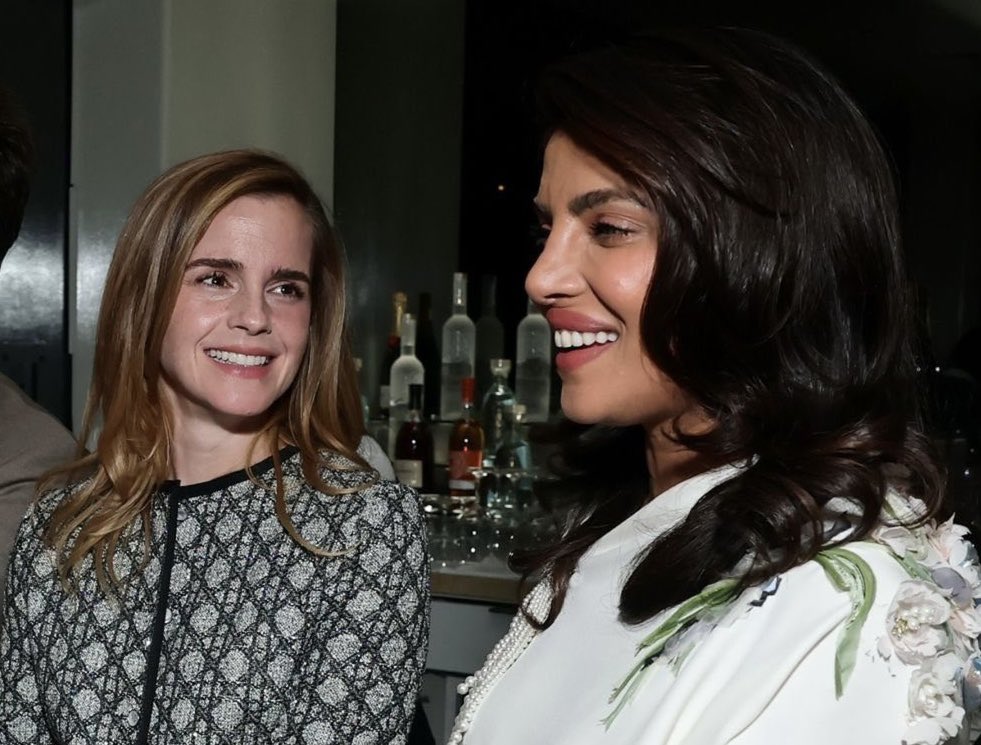 find someone who looks at you the way emma watson is looking at priyanka chopra. literally my indian potterhead dreams coming true.