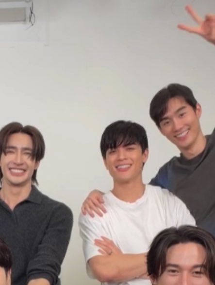 อีพี3จะมีท้อปมิวไปโผล่ไหมน้อ
#ฟอสบุ๊ค
#OnlyFriendsDreamOnEP3