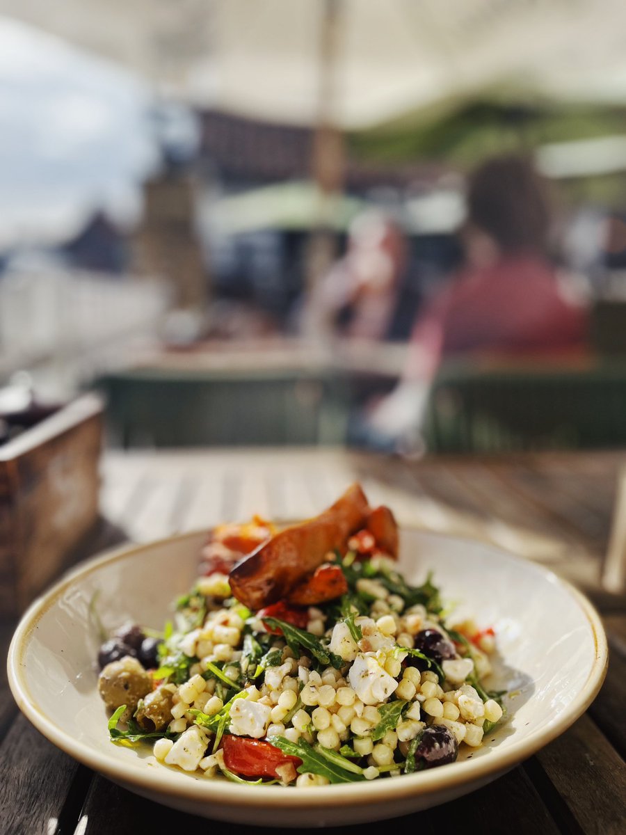 The Hand in Hand tweet media