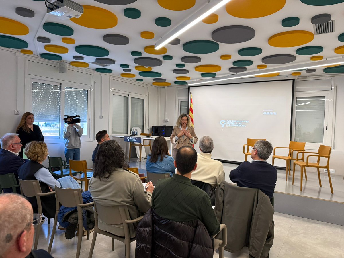 Municipis per la Llengua tweet media