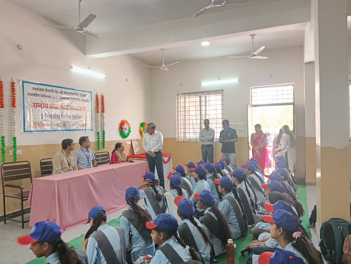 news21national's tweet image. #Nathdwara : नाथद्वारा में एनएसएस सात दिवसीय शिविर का शुभारंभ 

#Nathdwara #NSSCamp #SwachhtaHiSeva #EducationNews #BreakingNews #LatestNews #HindiNews #News21 #News21National