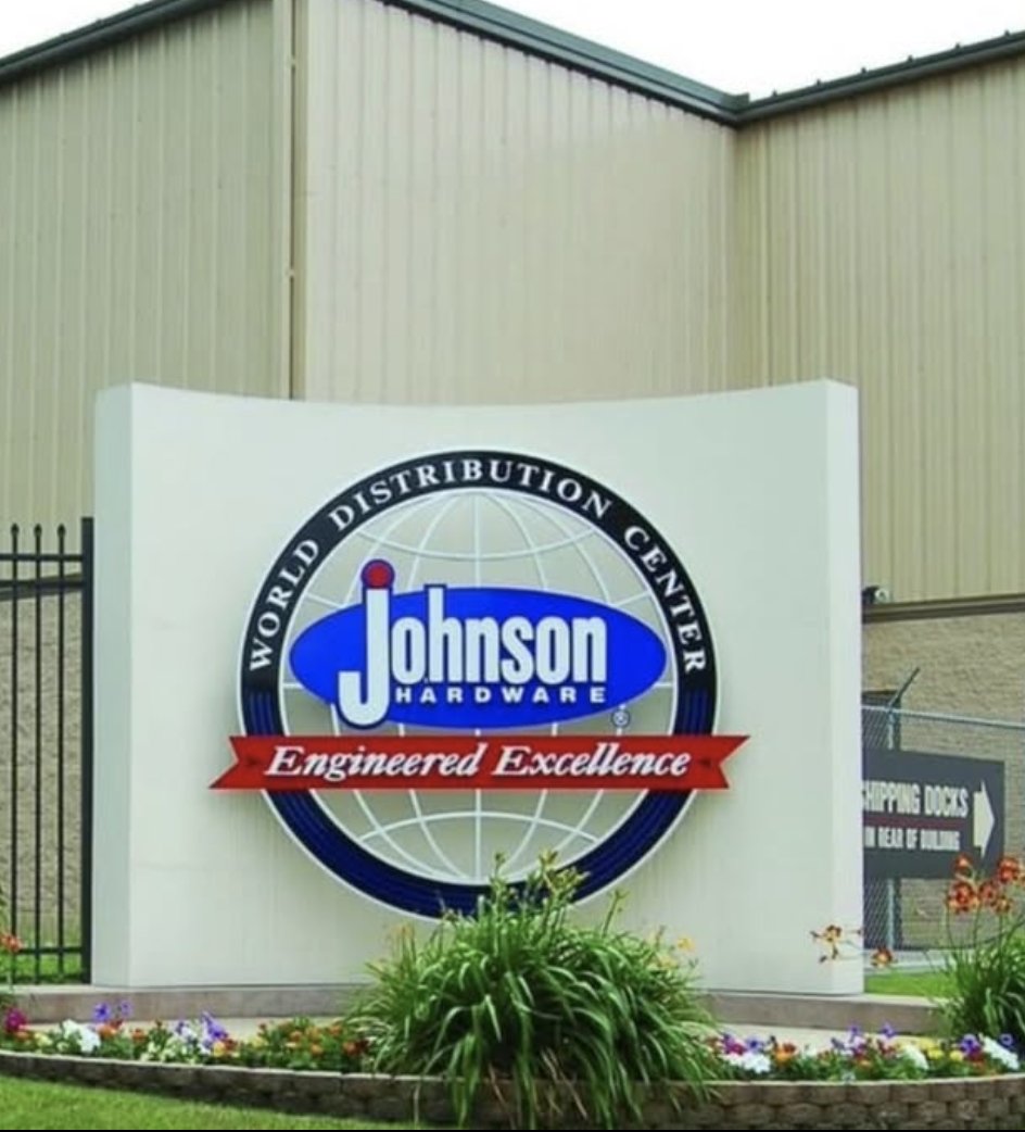 Johnson Hardware tweet media