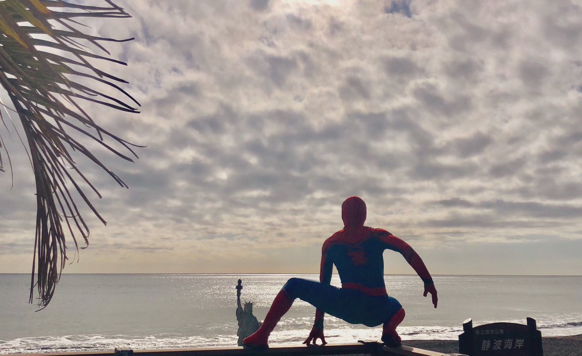 ということで活動予告です！
3月23日〜3月28日の間でリアルライフヒーローとして京都でゴミ拾いのボランティア活動を行います！

せっかくいただいた休暇！無駄にはしません！🤟ーー🕸️

「スパイダーマンが観光地にいるわけないだろぉーー！」

※写真は静岡県の静波海岸で撮影
#リアルライフヒーロー