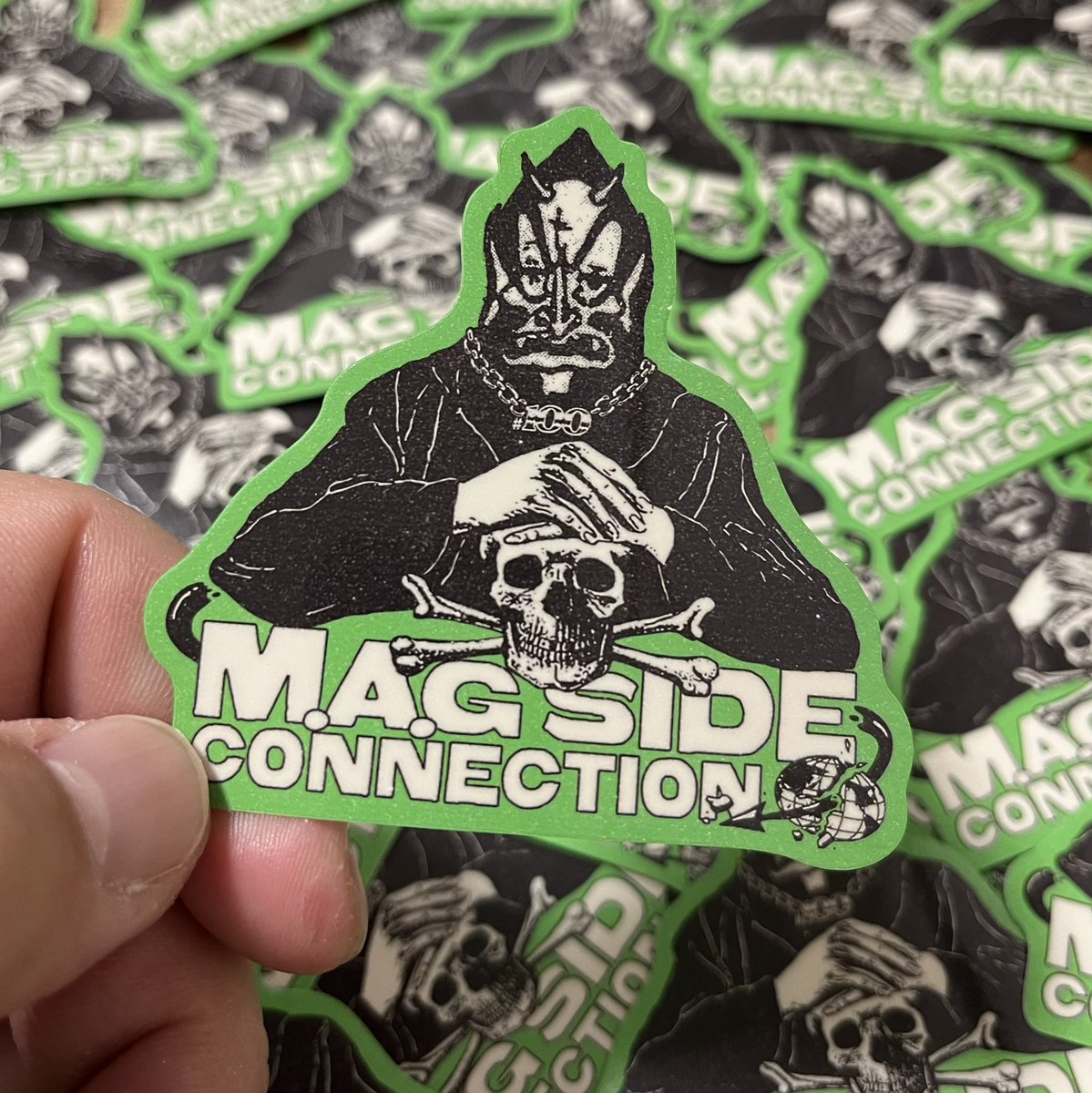UTCHY_SNOT_MAG's tweet image. #MAGSIDE
#100
#sticker
4.5 #magsideconnection
入場者全員にプレゼント🔥🔥🔥
お楽しみに‼️
初めて切り抜きステッカー作ったかも💯