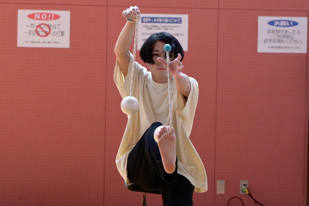 poicon2026's tweet photo. 【審査員紹介】
深津哲也　@amen_spinner 

経歴
Poi Contest 2024 パフォーマンス部門 優勝
JJF2025 CS チーム部門 決勝進出

コメント
ポイ、マジで楽しいです https://t.co/UW3HUZ6KVO
