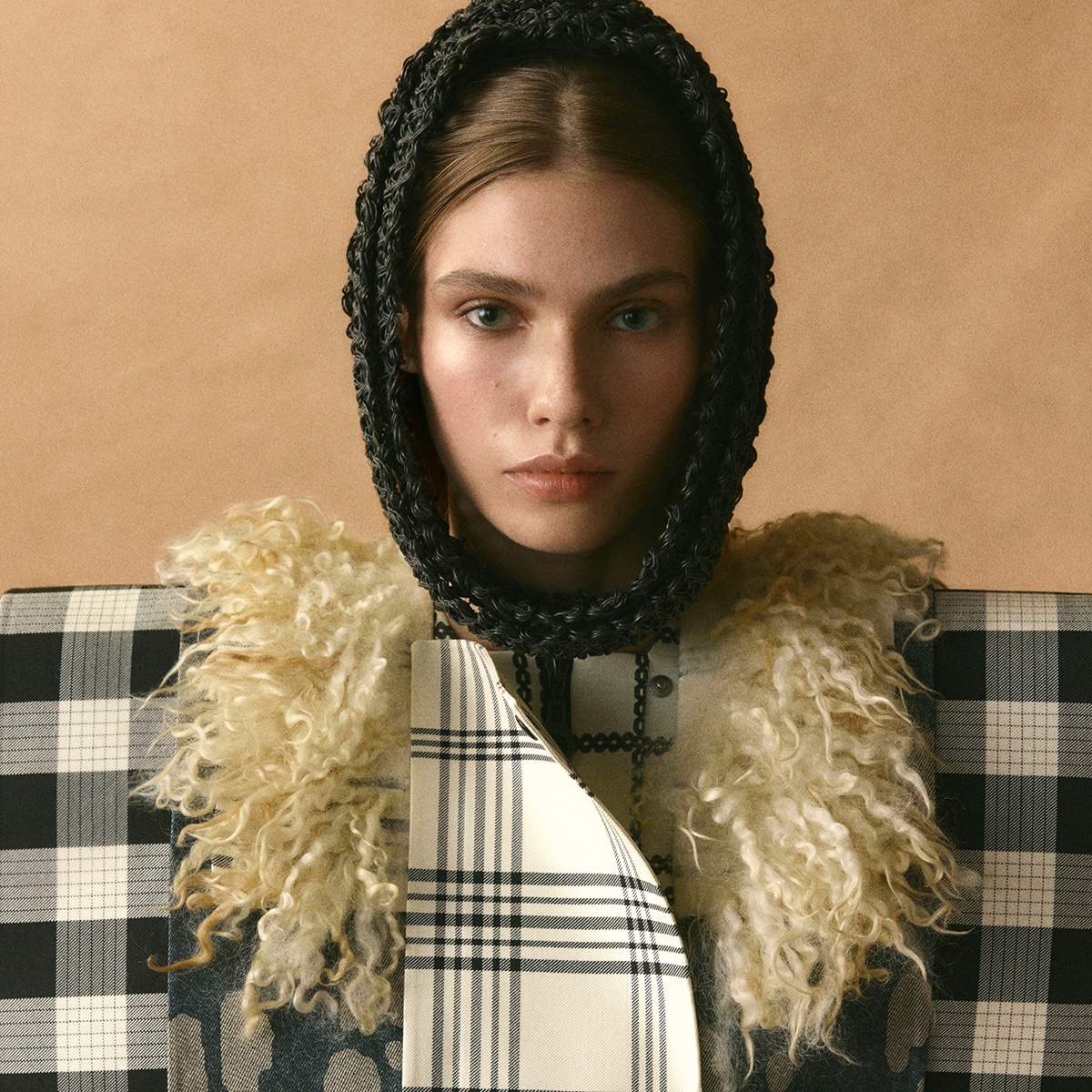 LouisVuitton's tweet photo. Fall-Winter 2026 Show. A sci-fi odyssey rooted in earthly realms, #NicolasGhesquiere’s #LVFW26 collection conjures a narrative where mythical imagination dances with futuristic flourishes.

#LouisVuitton