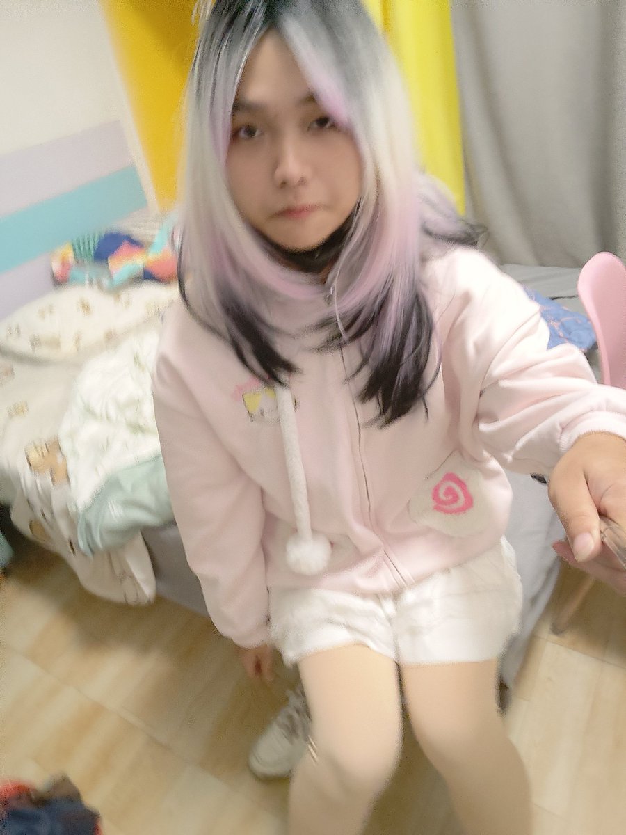 小汐🍥🏳️‍⚧️ tweet media