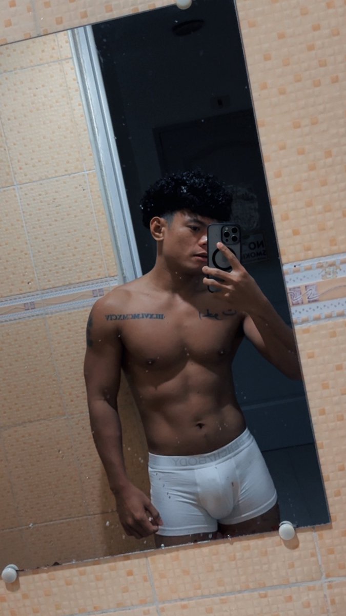 CurlyStud tweet media