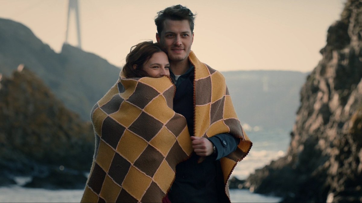 azo_fans2's tweet photo. اصلا عادي 😓💔💔
#AynıYağmurAltında https://t.co/sA9IR2jgNm
