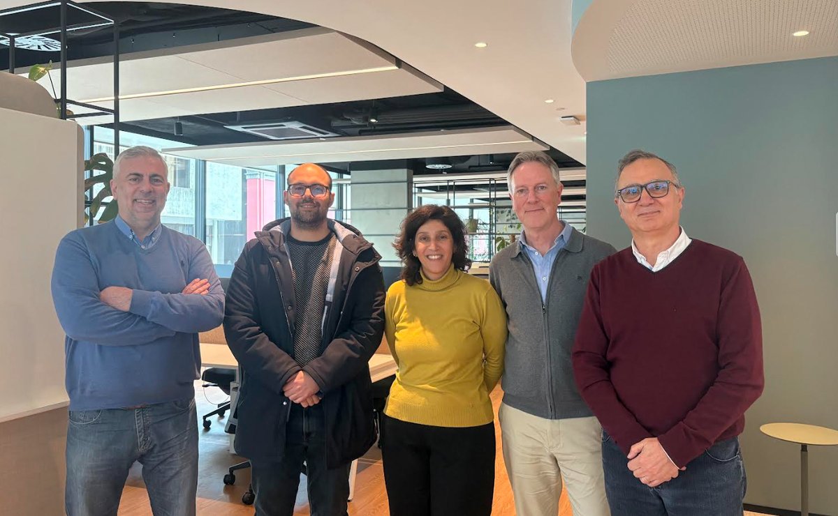 uminhodsi's tweet photo. Esta semana estivemos nos fantásticos escritórios da Deloitte Braga

https://t.co/y2K5ildGuT
#DSIUMinho #UMinho #dsiuminho #eeum #tsiuminho #26dsi #MEGSI #LEGSI #DTSI https://t.co/Zq9nhWMVE4