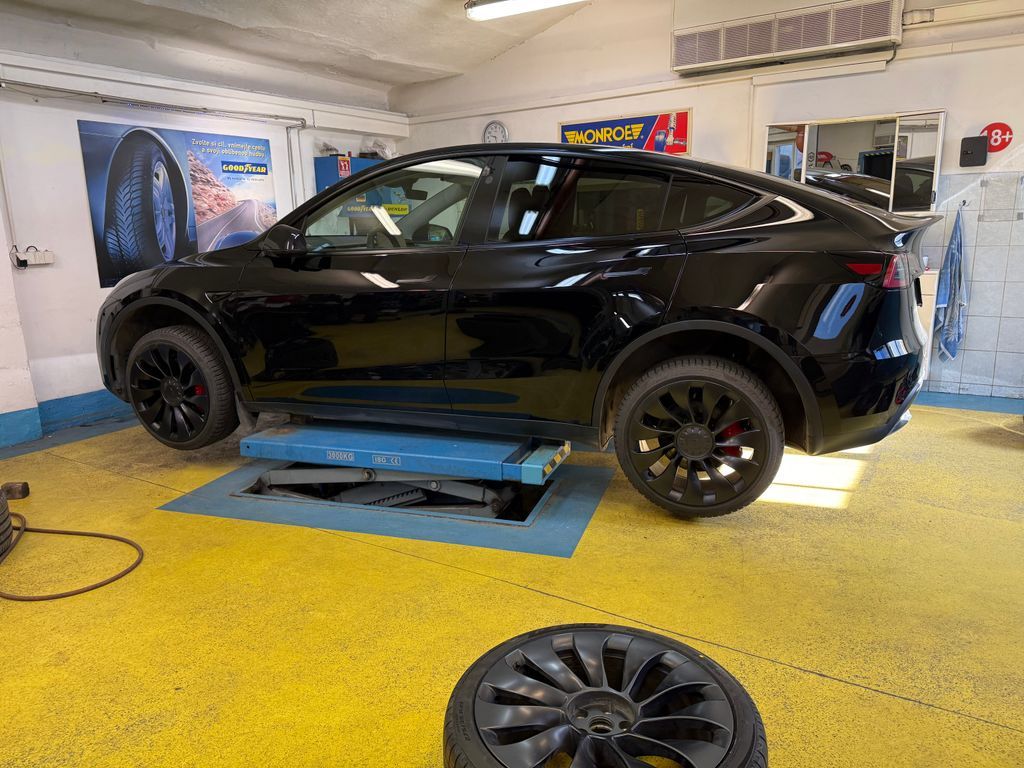 Michal Hardyn tweet media