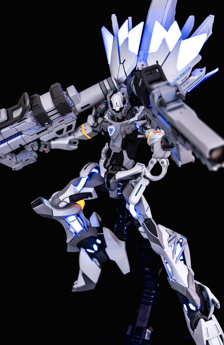 #突然カッコイイ白を無言で貼る