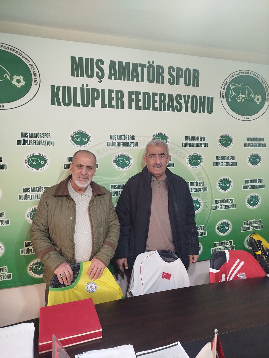 Can Dostum 25 yıl muş askf genel sekreterlik yapan Bülent Vurar federasyonumuza gelerek bizleri onurlandırdı kendisine teşekkür ederiz kendisine sağlık afiyet diliyoruz <a href="/RTErdogan/">Recep Tayyip Erdoğan</a> <a href="/_cevdetyilmaz/">Cevdet Yılmaz</a> <a href="/OA_BAK/">Dr. Osman Aşkın Bak</a> <a href="/Valiavnicakir/">Avni Çakır</a> <a href="/TCMusValiligi/">T.C. Muş Valiliği</a> <a href="/eminsimsekmus/">Mehmet Emin Şimşek</a> <a href="/mehbaykan/">Mehmet Baykan</a>  <a href="/CihatAbukan/">Cihat ABUKAN</a>