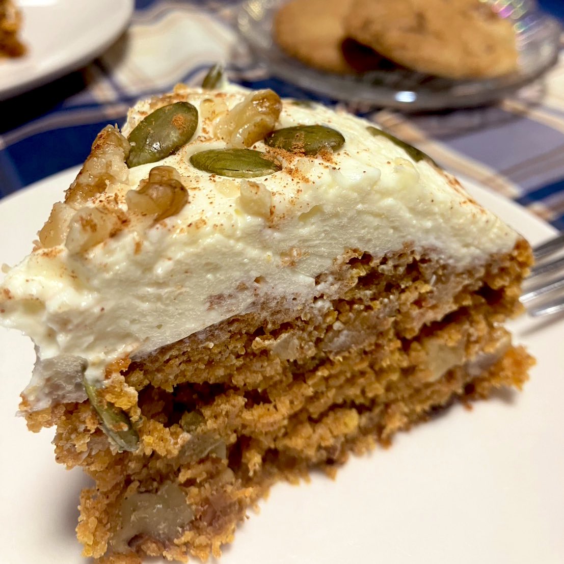 明日はホワイトデーなのでキャロットケーキ焼きました🥕
はじめましてにしては上手く出来た😭