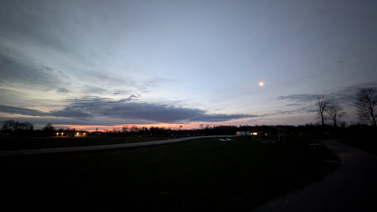 Andrew Rohne 🍺🏃🍕 tweet media