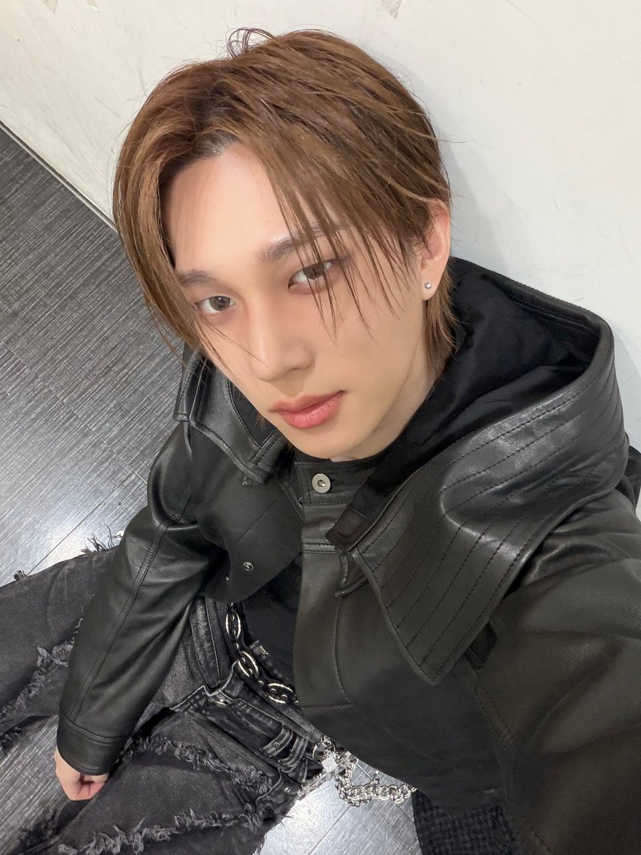 뮤직뱅크도 무사히 종료!! 내일 음중도 화이팅‼️

#P1Harmony #THEO