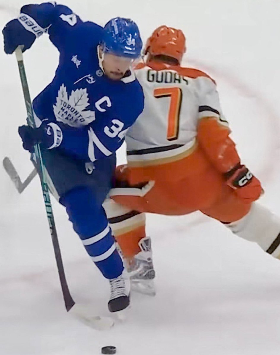 Howard Berger tweet media