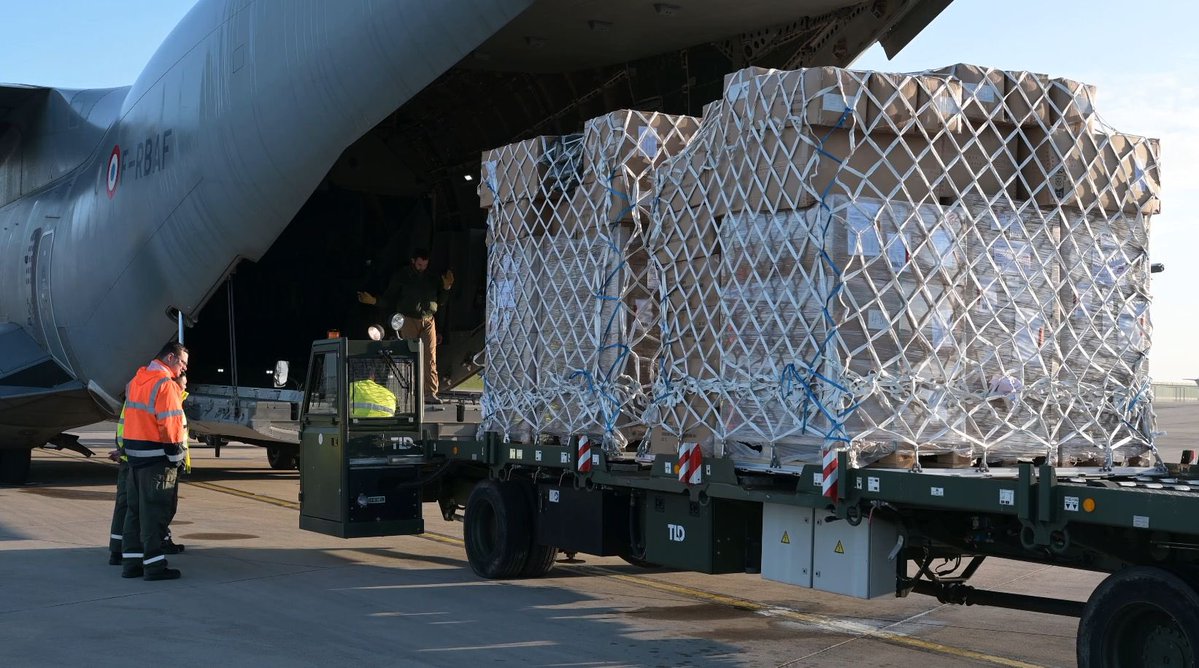 Armée française - Opérations militaires tweet media