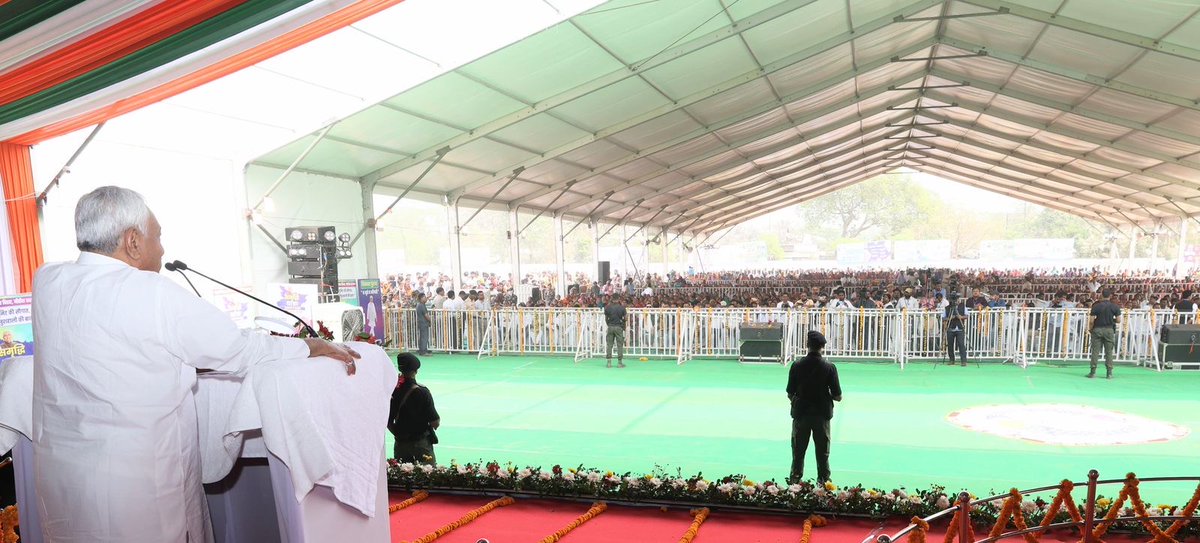 Nitish Kumar tweet media