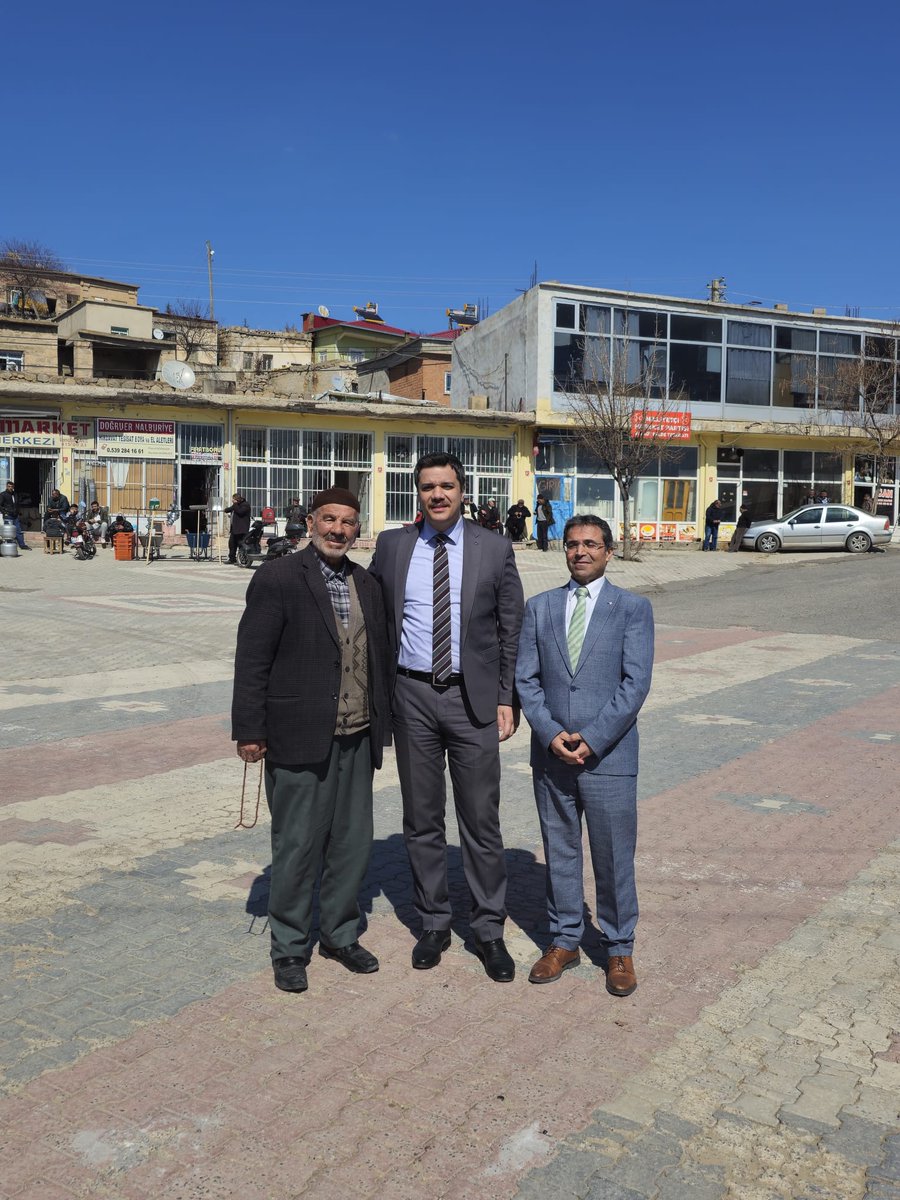 📍Bozköy 

Kaymakamımız Sayın Tolga TURAN, cuma namazı sonrası Bozköy'de vatandaşlarımızla bir  araya gelerek hasbihal etti.