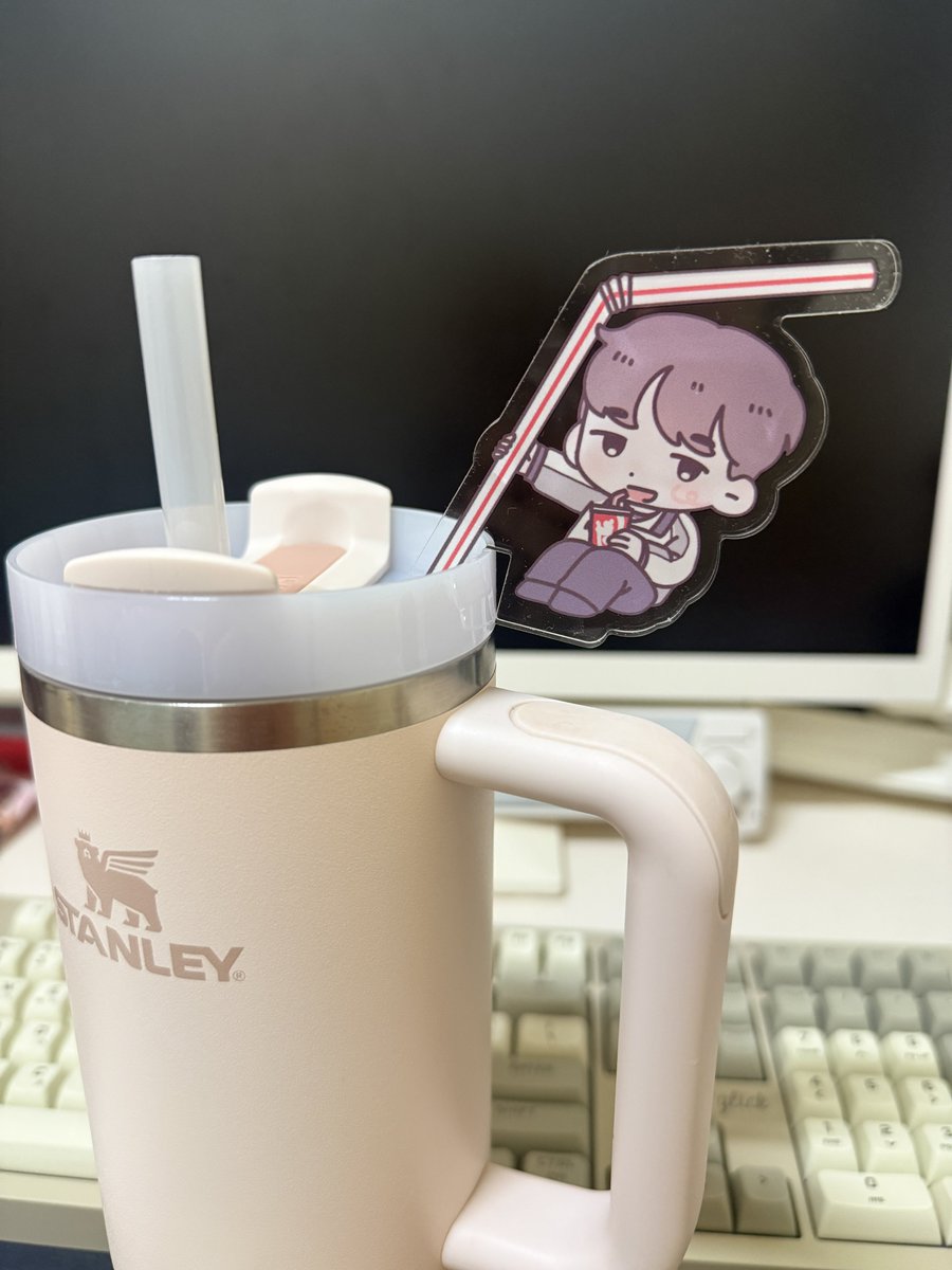 깜자^w^ tweet media