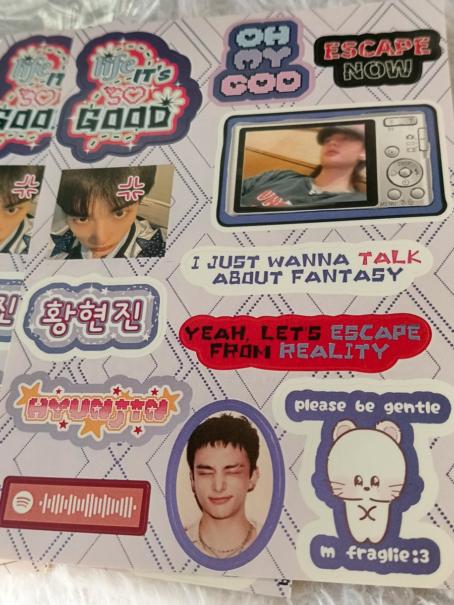 ✧°Aster °✧ tweet media