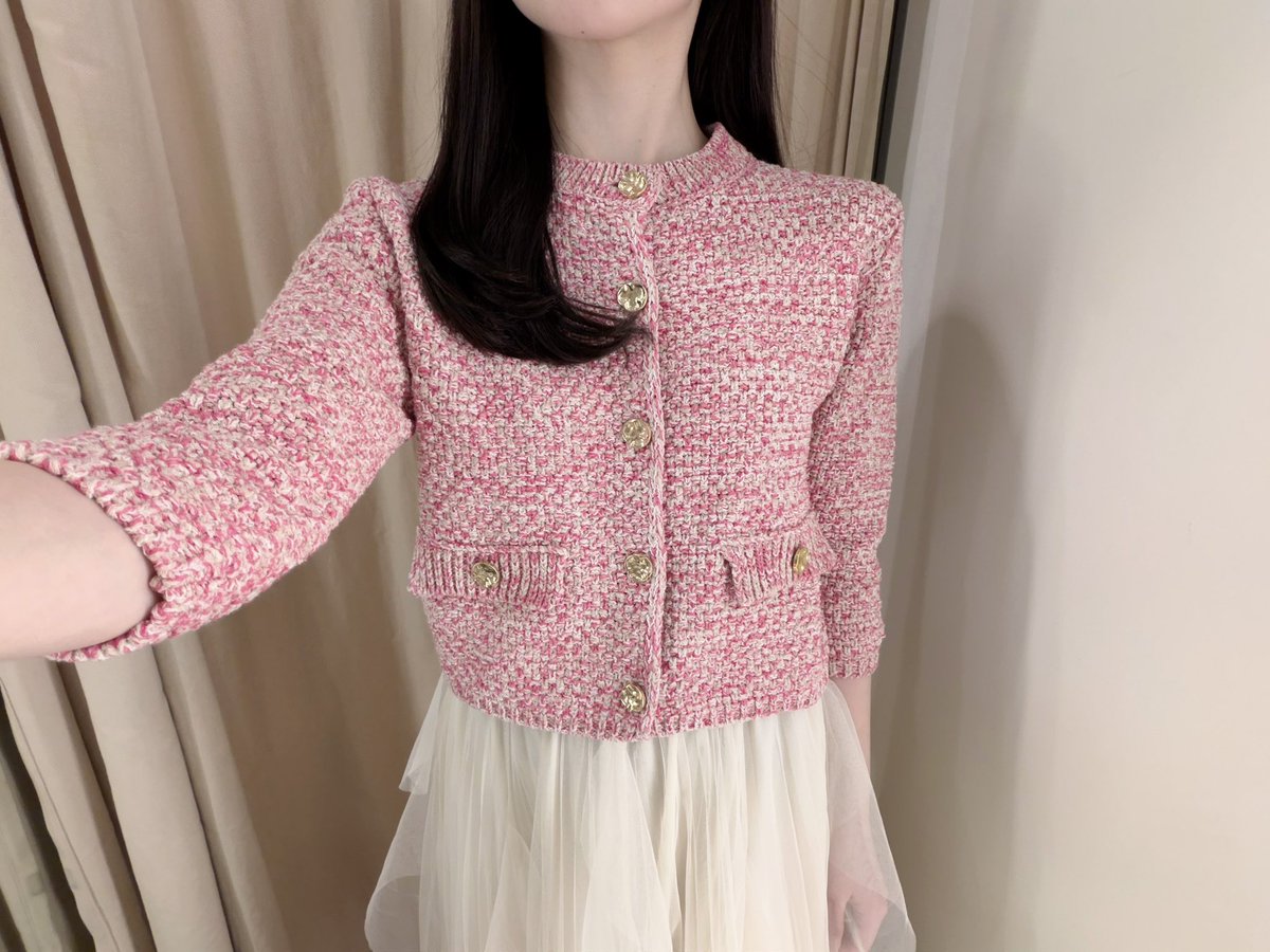poco____poco's tweet photo. ZARAの春服🌸
このニットカーディガン上品で可愛すぎて
購入🩷 https://t.co/rLwRVsG7vo