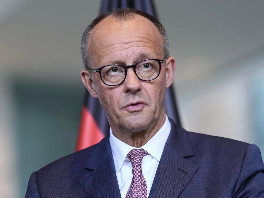 six_pocket's tweet image. 💥 BREAKING: 

🇩🇪 German Chancellor Merz warns the war with Iran is having a "major impact" on Europe and must end quickly.

#BreakingNews #GlobalAlert #NewsUpdate