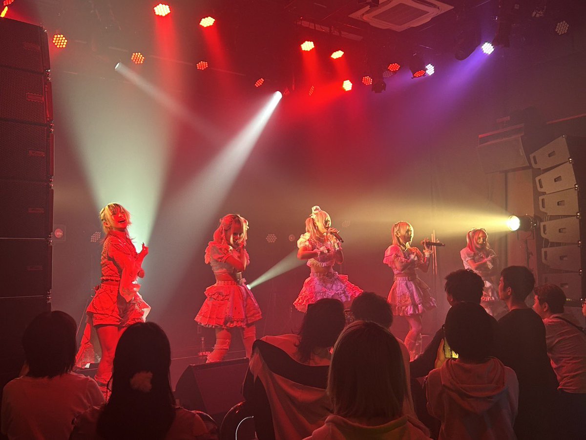 TIFAsiaTour's tweet photo. 本日開催中 TIF ASIA TOUR 2026 in TOKYO EXTRA!
香港からSentimental Kissの登場!ライブの様子をお届け👀
明日開催📣🔥
TIF ASIA TOUR 2026 in TOKYO
前売りチケットは本日23:59まで💨
https://t.co/XXmgH20MRR https://t.co/JEpm3hoj13
