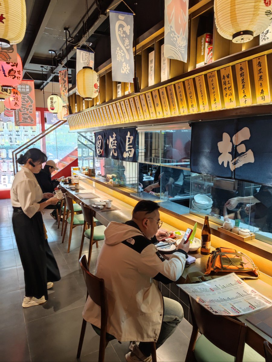 heather black tweet media