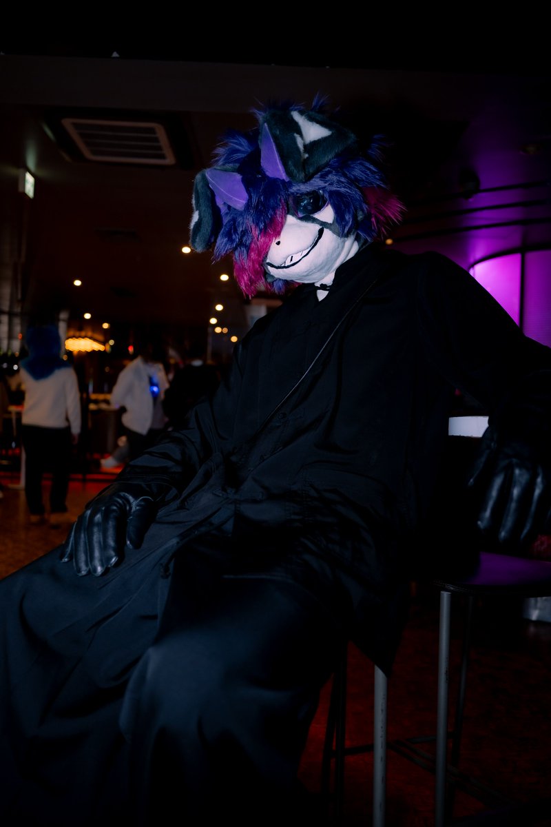 oinarisummer_vr's tweet photo. #JMoF2026 ディーラーズルーム「青い肉球」様からお迎えしましたアルターです
ゆんのalter-egoとして出没しますよろしく
🪡 @bluecat_aoineko #BluePaws
📸 @furry_iitann https://t.co/KY06cJkJ4L