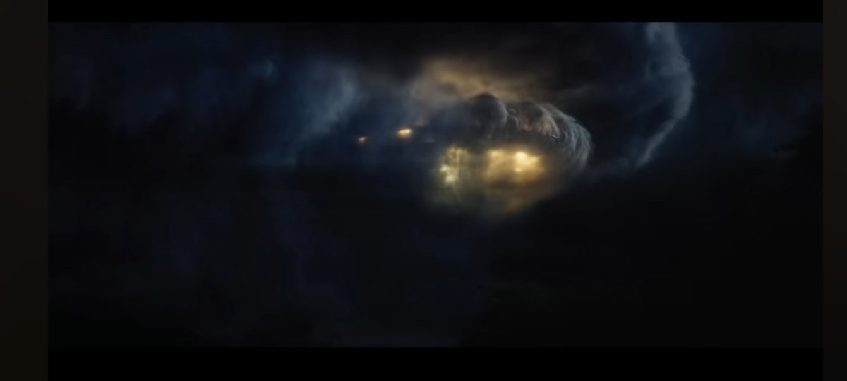 horrorlosers's tweet photo. Los dos planos del trailer de #DisclosureDay que han despertado la verdadera teoría de la conspiración. ¿Ha hecho Spielberg una secuela secreta a su CLOSE ENCOUNTERS OF THE THIRD KIND? Comparen con el ovni entre nubes y la casa de Jillian Guiler en la película de 1977. https://t.co/3fmTjHZaD4