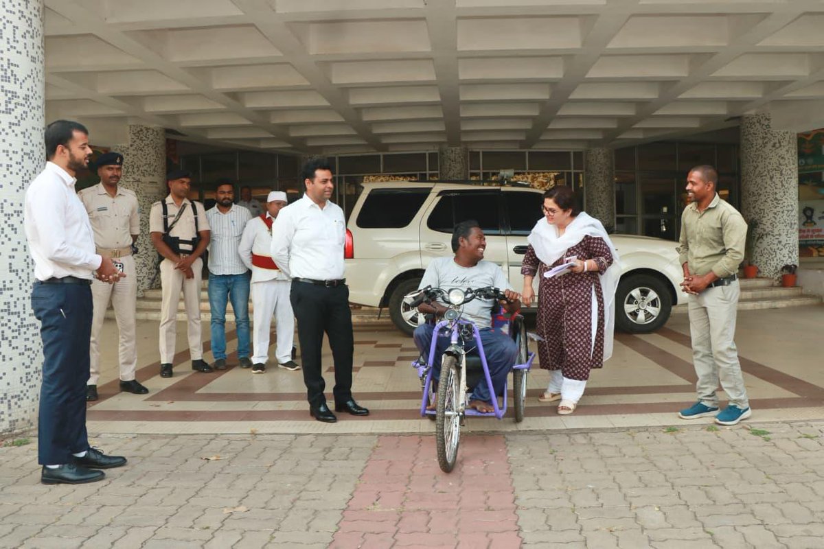 DC West Singhbhum tweet media