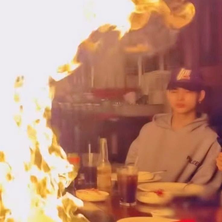 닉넴뭐하지 tweet media