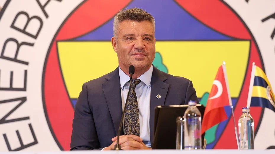 OrgFenerkolik's tweet photo. 💥Sadettin Saran'dan olay Galatasaray sözleri: Futbol gündemini sarsacak açıklamalar...

🔗 https://t.co/TfenxzrJ1t https://t.co/ujFzBdey7a