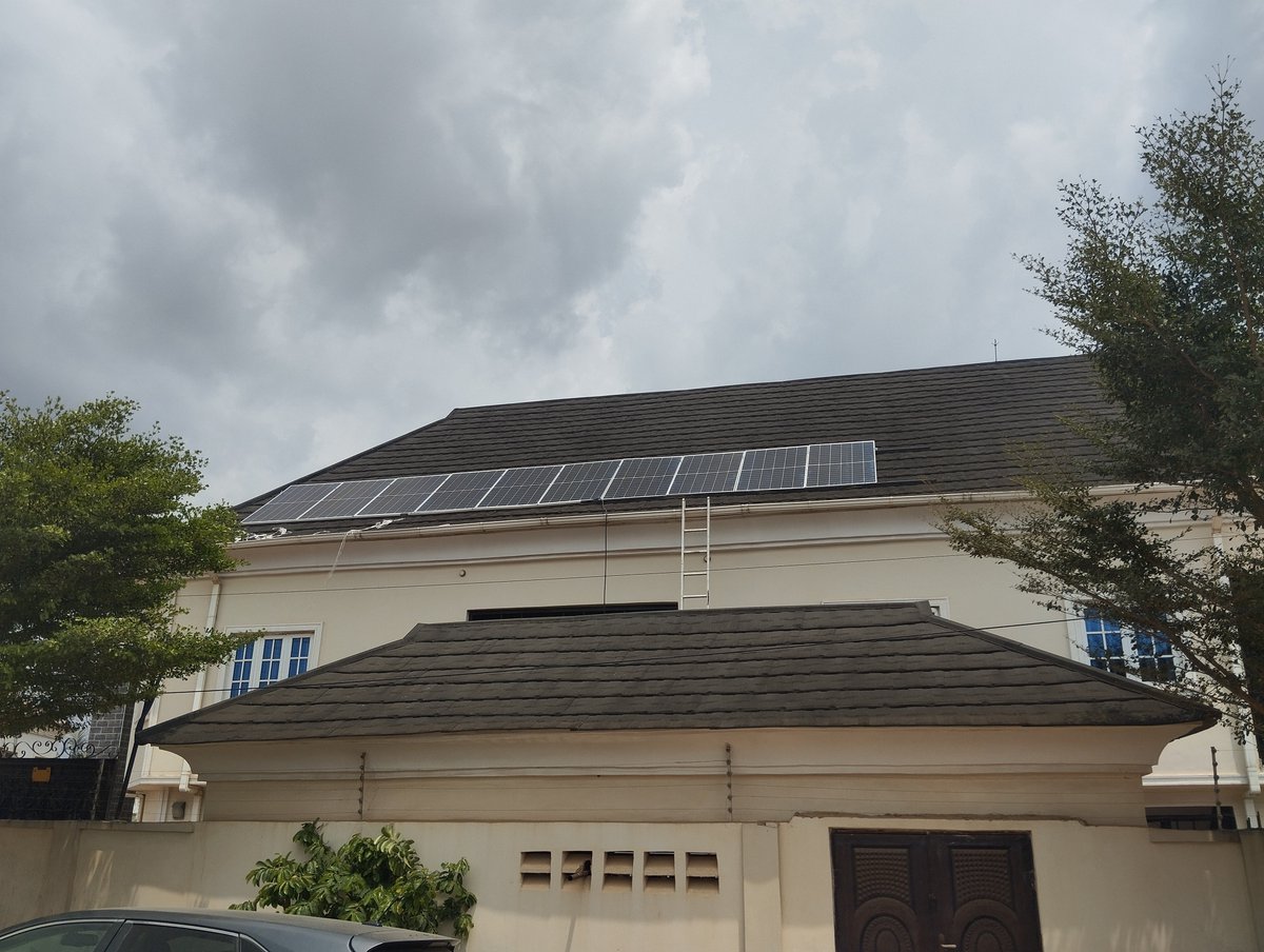 Medex41's tweet photo. 6.2kva and 5kwh installation.​#SolarEnergy #RenewableEnergy #CleanPower #SolarInstallation https://t.co/Lnio2jG4iA
