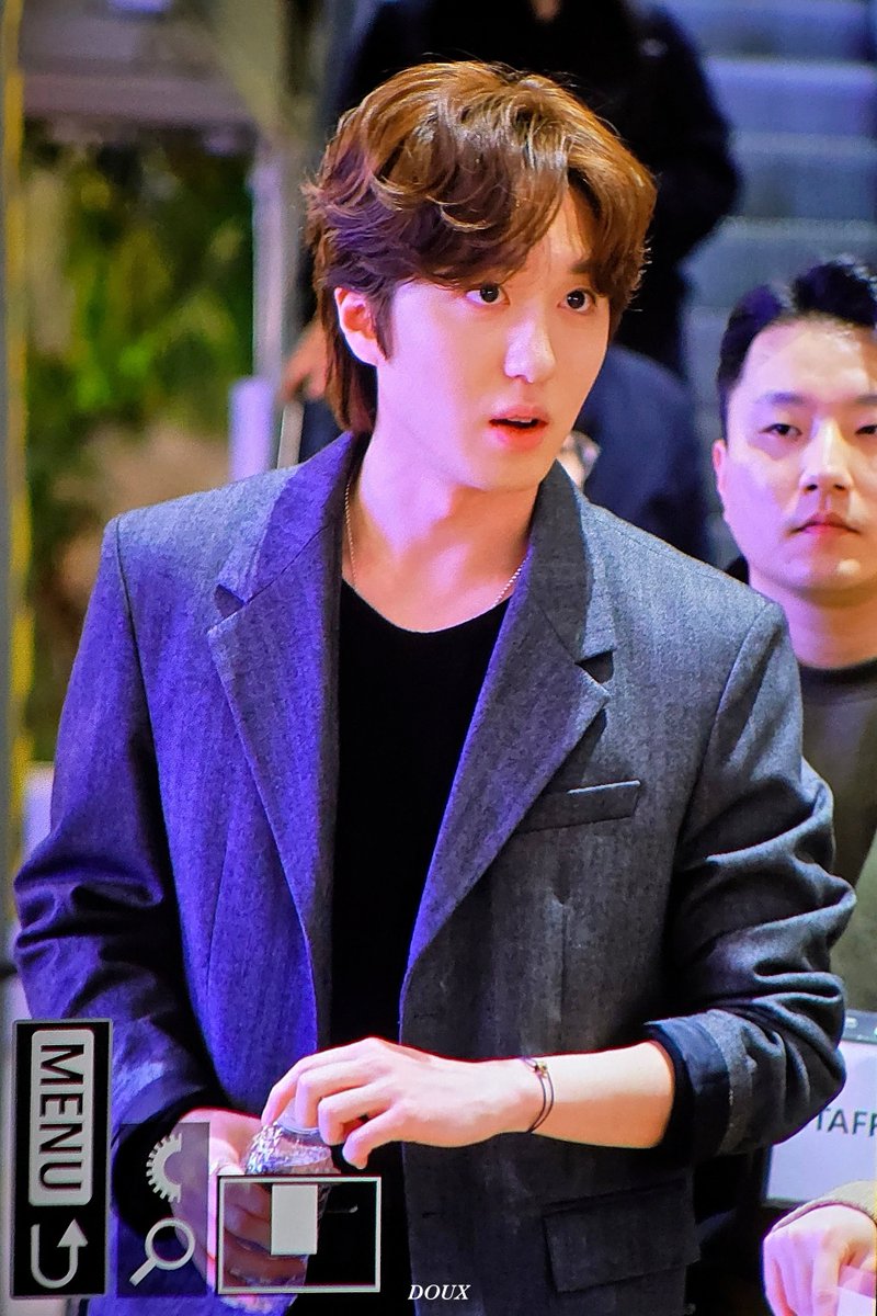 𝑫𝑶𝑼𝑿 tweet media