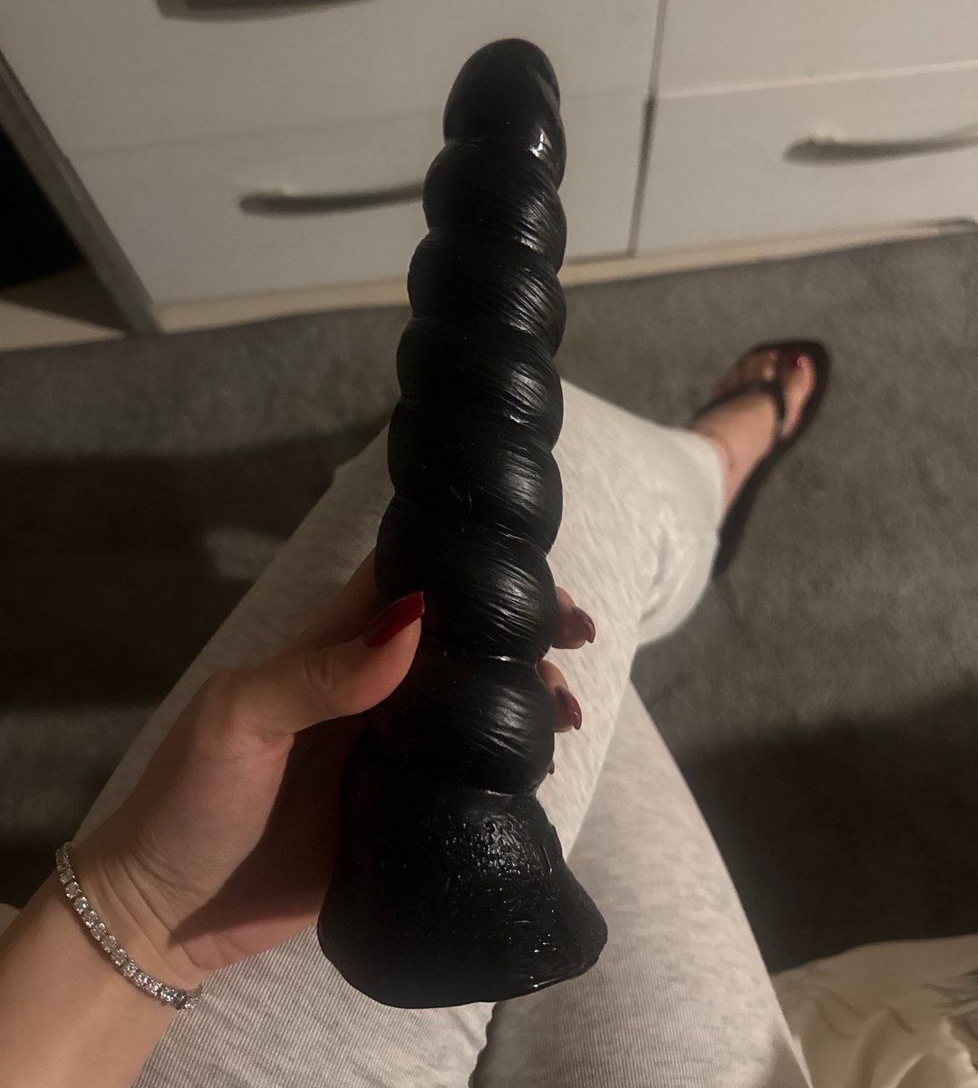DrainsMistress's tweet photo. Would you take it for me? https://t.co/rWYF7XXnvN