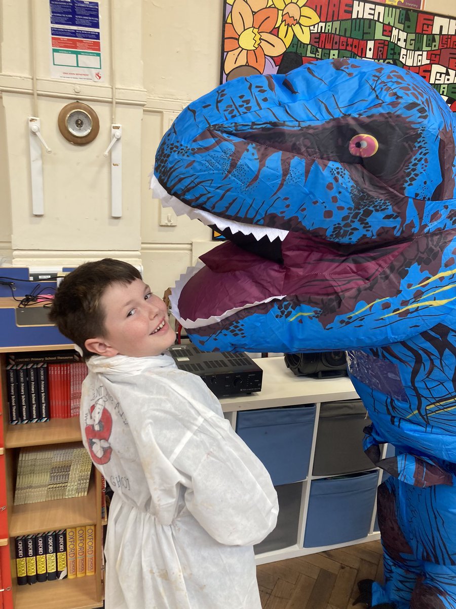 DanygraigP's tweet photo. Danygraig Y5/6F World Book Day 2026!
#WBD2026
#dygpllc https://t.co/hIgWIHRiew