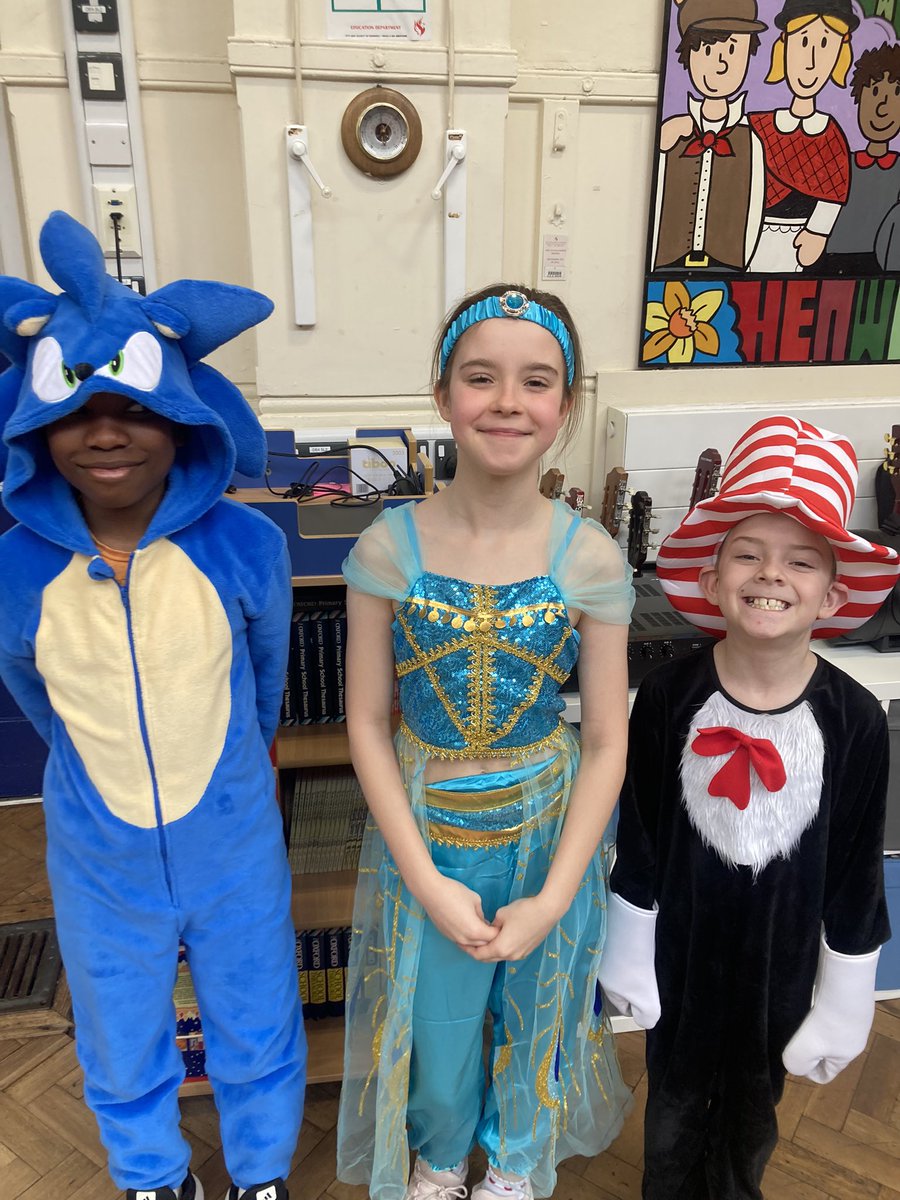 DanygraigP's tweet photo. Danygraig Y5/6F World Book Day 2026!
#WBD2026
#dygpllc https://t.co/hIgWIHRiew
