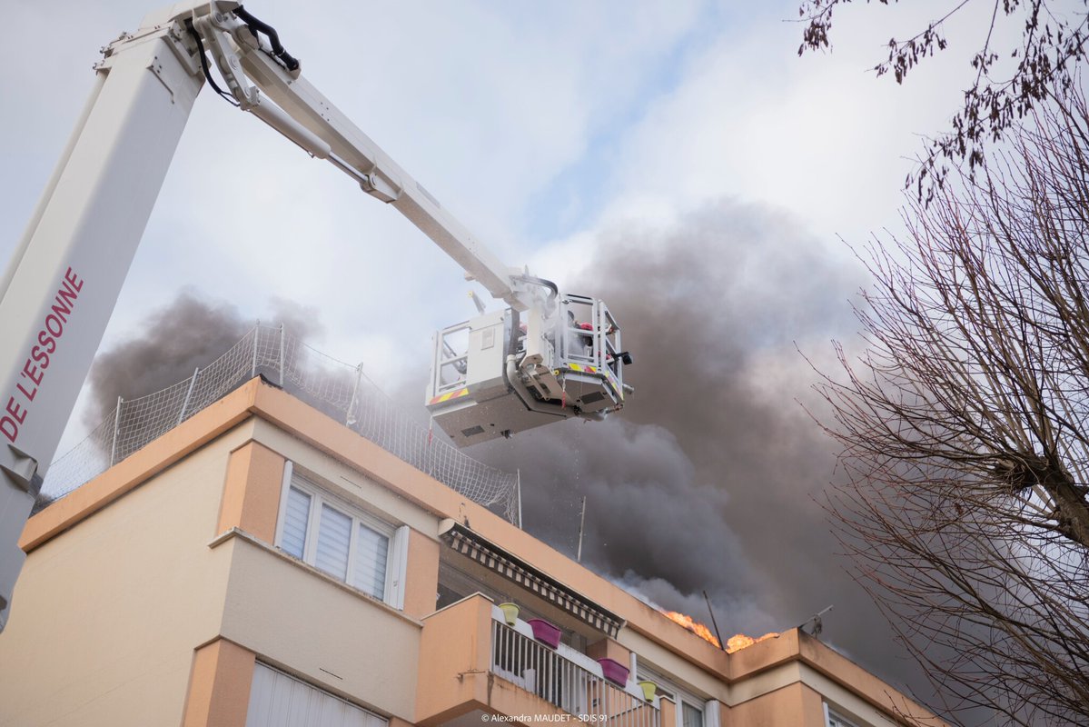 Le Parisien | 91 tweet media