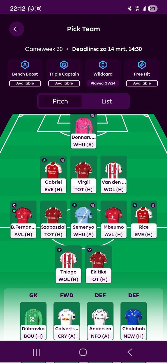 Issie010's tweet photo. @FPL_Harry Should I try to get DCL in or leave it as it is? https://t.co/w30WoNrbpt