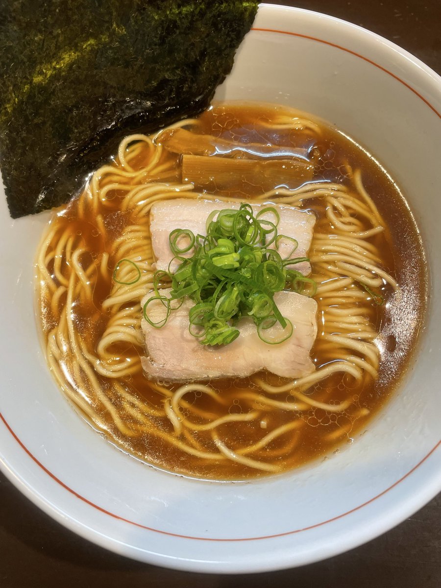 menya315's tweet photo. 明日から中華そば出します。
今回はお話ししたとおり、中身一新です。
前よりも淡麗系に振りました。
御興味お有りの方は宜しくお願い致します。 https://t.co/aU1kV5jgnj