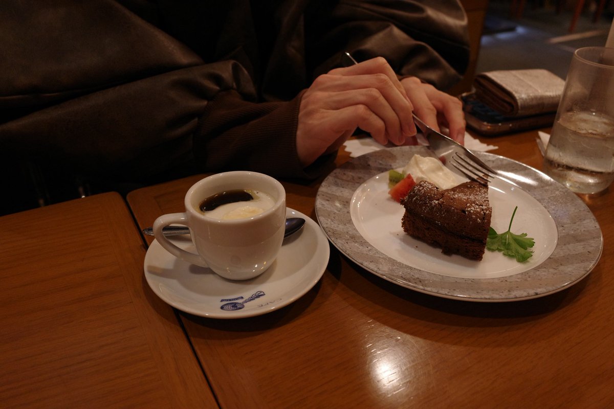 __saarann's tweet photo. ランチのひとコマ：

デザートまでしっかり楽しんだ模様

@ismtns 
@pekopekoonaka_ 
@kentn97 
@tsugami____s https://t.co/LaE22xLzuG