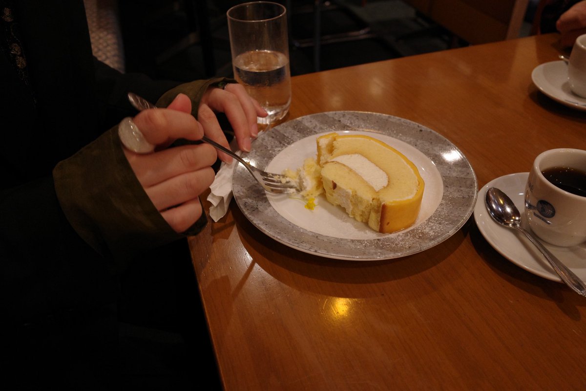 __saarann's tweet photo. ランチのひとコマ：

デザートまでしっかり楽しんだ模様

@ismtns 
@pekopekoonaka_ 
@kentn97 
@tsugami____s https://t.co/LaE22xLzuG