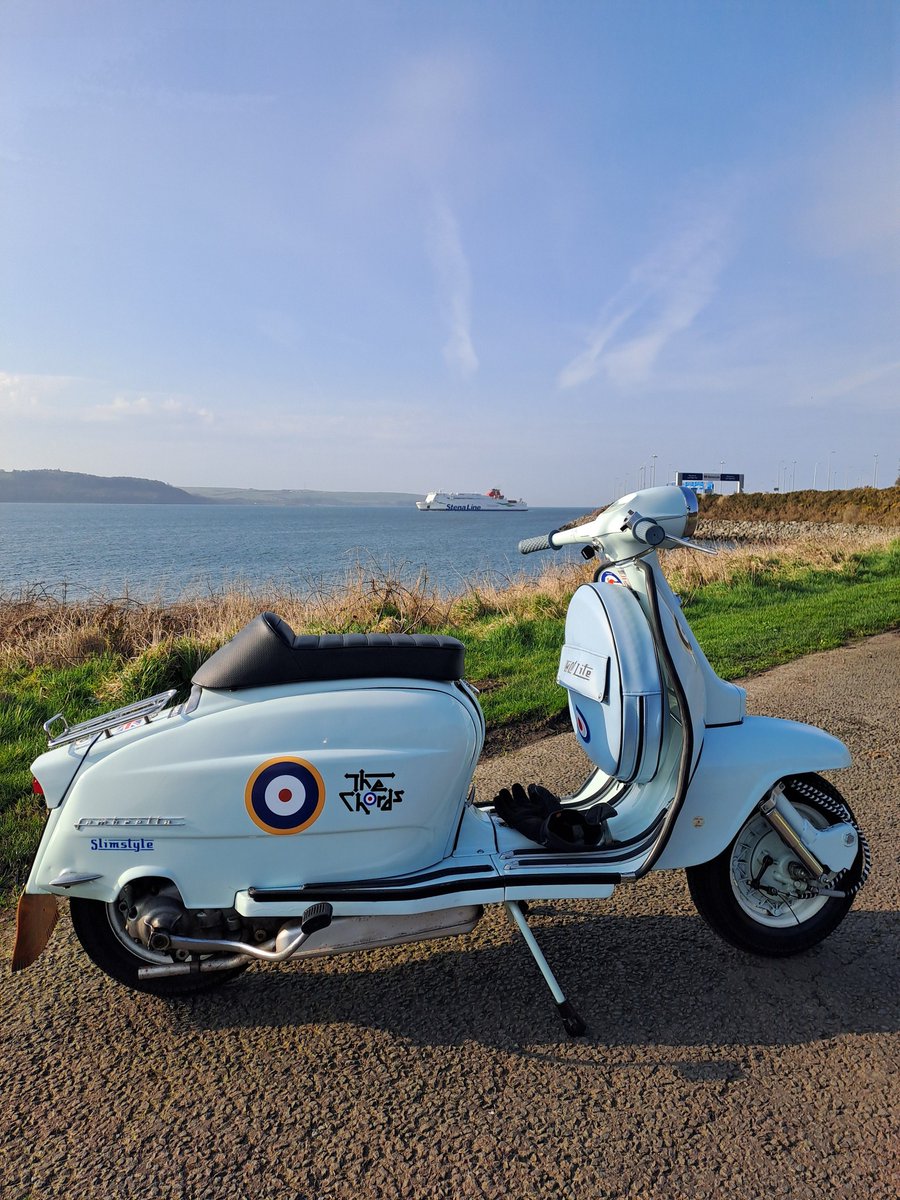 Scootering tweet media