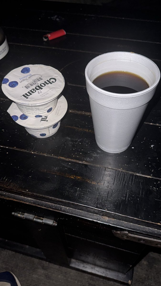 DonnyJenkins67's tweet photo. Went soft about 10 times last night, who cares. Deal closed. 
Coffee and Gurt https://t.co/WytZvKW4cq