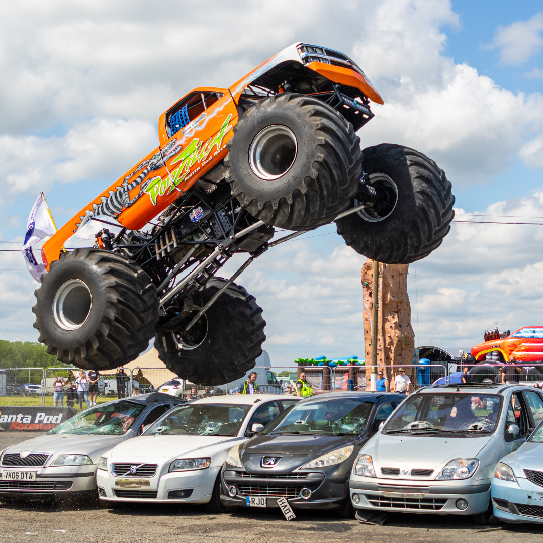 Santa Pod Raceway tweet media