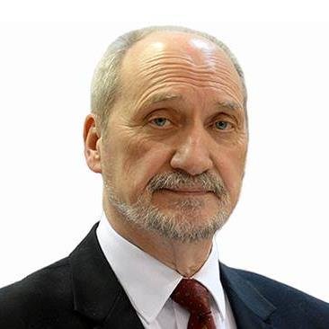 Antoni Macierewicz to nie świr ale bohater i patriota ❤️🇵🇱

Polub i udostępnij jeśli sie zgadasz ‼️